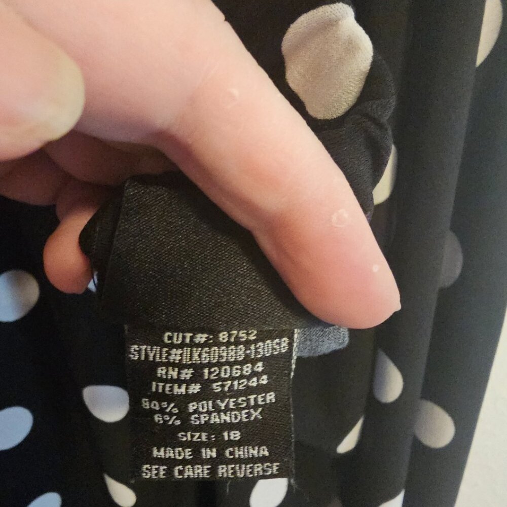 Torrid Vintage Rare PinUp Polka Dot Floral Halter Dress Plus Size 18X - Picture 4 of 4